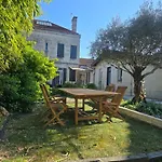 基提涅昂布里耶特旅馆 3* Moulis-en-Médoc
